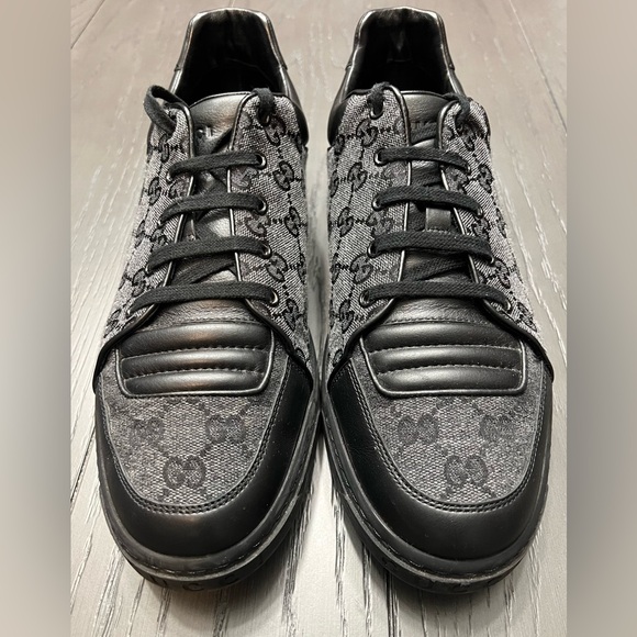 Gucci cloth sneakers with leather trim. Gucci size 10.5. - Picture 1 of 6